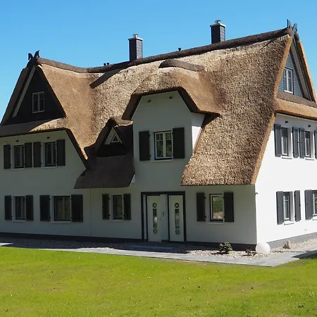 Direkt Am Waldrand Gelegenes Zweifamilien Reetdachhaus Mit Sauna Und Kaminofen Prázdninový dům